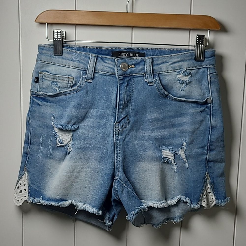Judy Blue Shorts Womens Light Wash Denim Jean Cutoff Distressed Lace Size 26